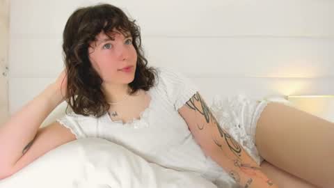 Angelic online show from 07/21/26, 02:47