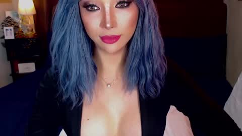 MS. AMALIA online show from 01/22/25, 07:14