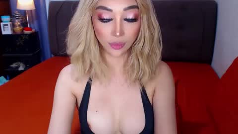 MS. AMALIA online show from 12/02/25, 04:40