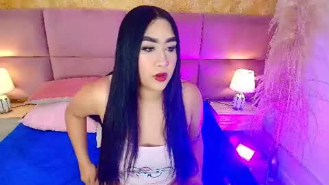 Snapshot of angelicsalome chatting on 06/12/26, 11:53 angelicsalome online show from 06/12/26, 11:53