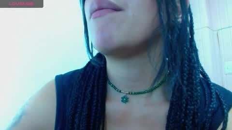 Snapshot of angelie_3 chatting on 01/28/25, 05:22 angelie online show from 01/28/25, 05:22