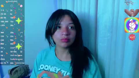 Snapshot of angelie_3 chatting on 09/09/25, 11:37 angelie online show from 09/09/25, 11:37
