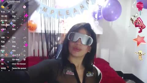 angelie online show from 10/30/25, 07:43