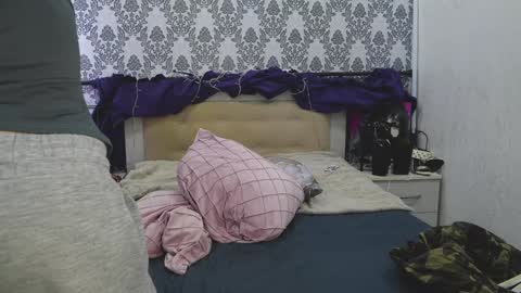 Angelika Rouge online show from 10/06/25, 04:26