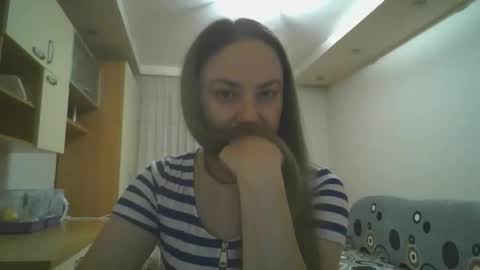 Angelina 26 online show from 10/07/25, 10:29