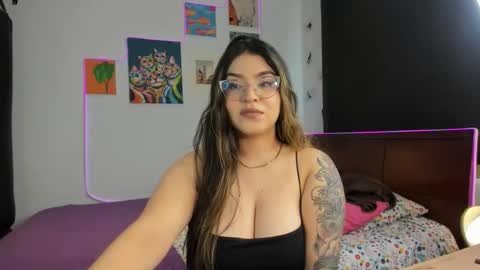 Angelina online show from 10/28/25, 03:58