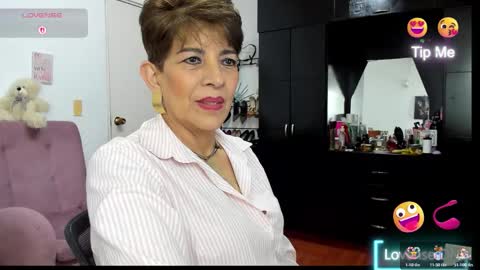 Angelina online show from 11/11/25, 12:54