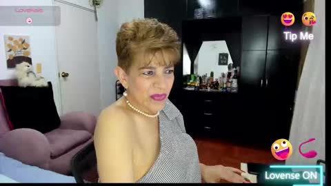 Angelina online show from 12/13/25, 11:32