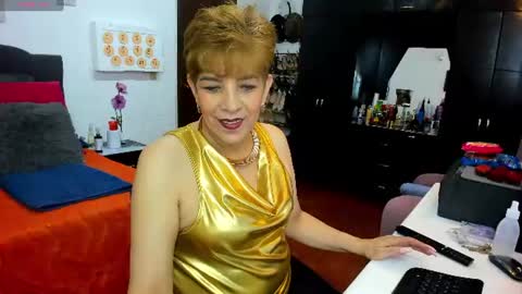 Angelina online show from 06/18/26, 12:22