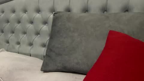 Snapshot of angelina_sunshine chatting on 10/31/25, 12:55 Angelina online show from 10/31/25, 12:55