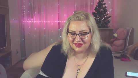 AngelinaGlam online show from 12/20/24, 02:38
