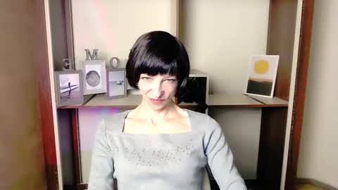 Snapshot of angelinalov_ chatting on 09/29/25, 07:02 Angelina online show from 09/29/25, 07:02