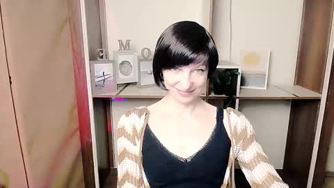 Angelina online show from 02/05/26, 09:14