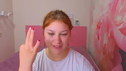 AngelinaLow online show from 05/19/26, 11:27