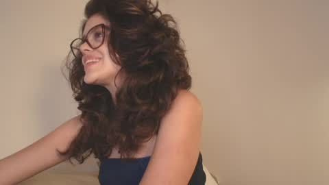   online show from 05/04/26, 02:07