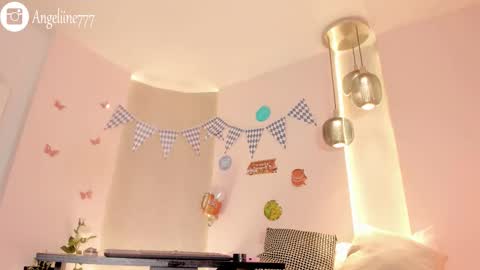 Snapshot of angeline777 chatting on 10/04/25, 12:36 Angeline online show from 10/04/25, 12:36