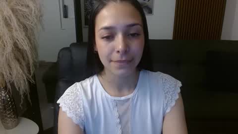 angeline_davies online show from 02/21/25, 12:28