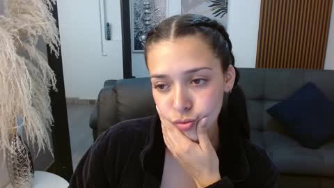 angeline_davies online show from 02/24/25, 11:19