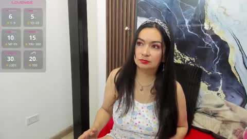 Snapshot of angelinee39 chatting on 10/14/25, 08:59 angeline online show from 10/14/25, 08:59