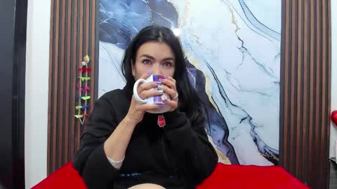 angeline online show from 11/30/25, 09:24