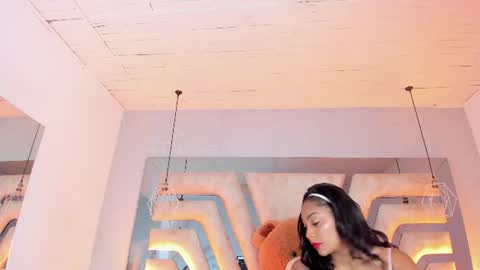 Snapshot of angelineheet chatting on 07/18/26, 03:44 Angeline Heet online show from 07/18/26, 03:44