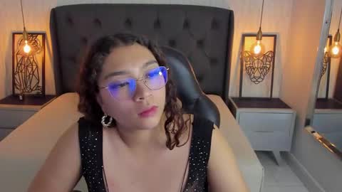 Snapshot of angelinemore chatting on 02/24/26, 08:29 ANGELINE online show from 02/24/26, 08:29