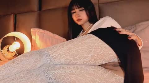 angelinepossy online show from 11/11/25, 06:30