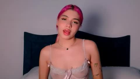 Angelinhaa  online show from 11/24/25, 06:18