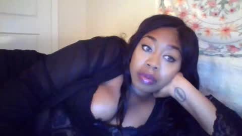 Snapshot of angeliquebelcaliz chatting on 10/08/25, 11:13 angeliquebelcaliz online show from 10/08/25, 11:13