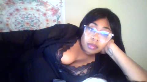 angeliquebelcaliz online show from 11/23/25, 07:35