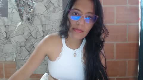 angela online show from 02/01/25, 05:16
