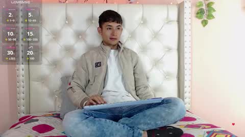 Angel online show from 12/18/25, 08:04