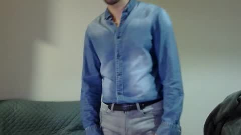 Snapshot of angell102890 chatting on 09/19/25, 08:31 angell102890 online show from 09/19/25, 08:31