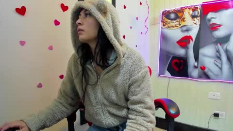 Snapshot of angell_cooper8 chatting on 03/20/26, 12:10 Angell cooper8 online show from 03/20/26, 12:10