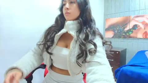 Snapshot of angell_cooper8 chatting on 04/01/26, 12:17 Angell cooper8 online show from 04/01/26, 12:17