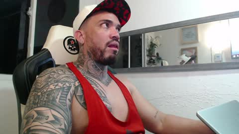 angellatino0 online show from 12/06/24, 07:43