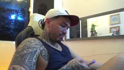 angellatino0 online show from 01/22/25, 05:05