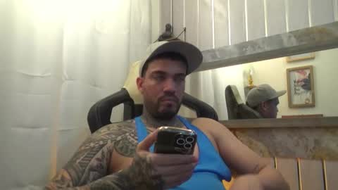 angellatino0 online show from 10/17/25, 07:44