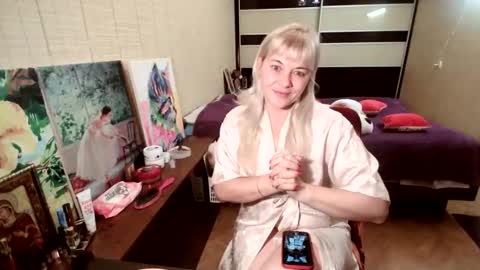 Snapshot of angelleah chatting on 10/12/25, 06:34 angelleah online show from 10/12/25, 06:34