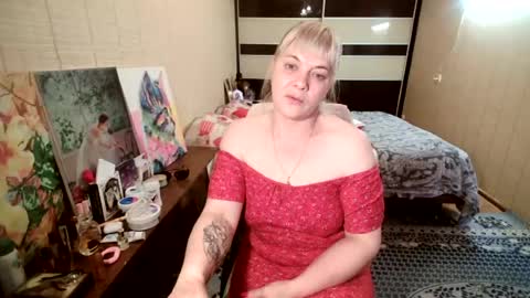 angelleah online show from 06/18/26, 03:16