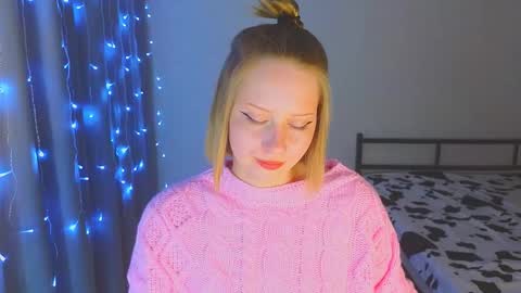 Snapshot of angellisss chatting on 12/01/25, 03:28 Cutie online show from 12/01/25, 03:28