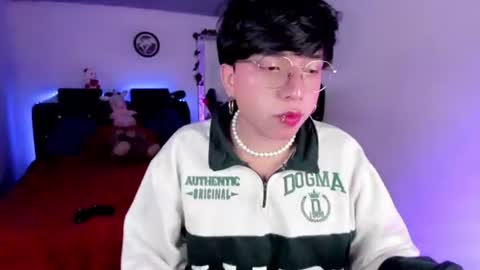 Angel  online show from 06/09/26, 11:38