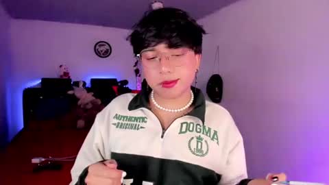 Angel  online show from 06/11/26, 02:22