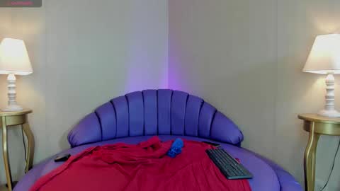   online show from 10/27/25, 12:53