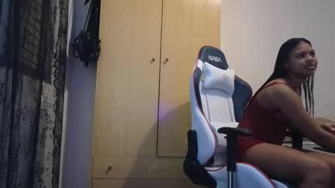 Angelly online show from 10/25/25, 06:35