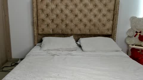 Snapshot of angellysugar_ chatting on 01/11/26, 02:55 Angelly online show from 01/11/26, 02:55