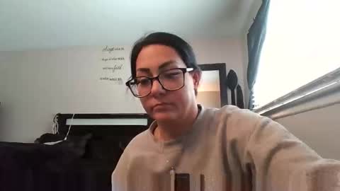 Angel Marie online show from 12/01/25, 05:51