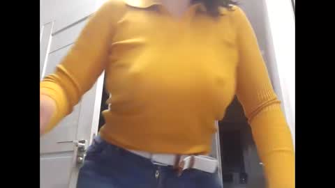 Snapshot of angelo4ek_olya chatting on 01/12/25, 05:22 Your dreams best breasts online show from 01/12/25, 05:22