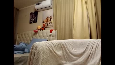 Snapshot of angelo4ek_olya chatting on 01/16/25, 01:58 Your dreams best breasts online show from 01/16/25, 01:58