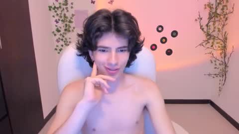 Angel online show from 10/25/25, 09:53